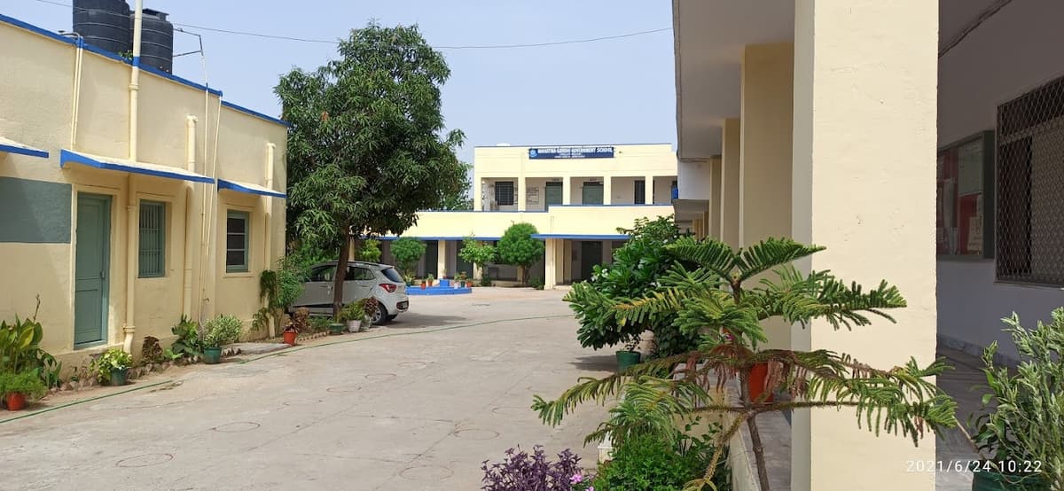 Mahatma Gandhi Government School Gandhi Nagar photo 2