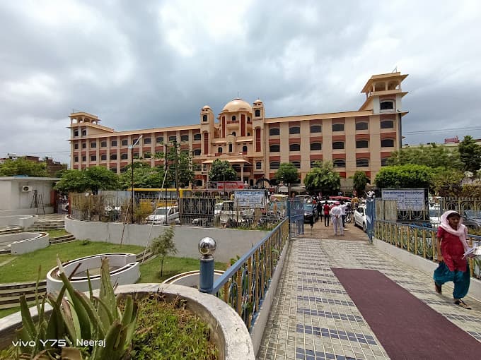 Tagore International School photo 1