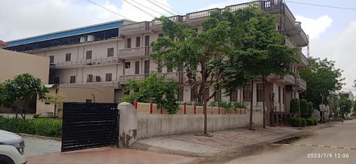 Ais school gallery image 2