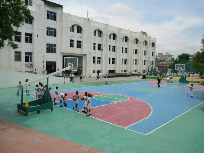 Warren Academy Gopal Pura Mode photo 1