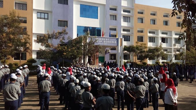 Everest Group Of Schools Ohar photo 2