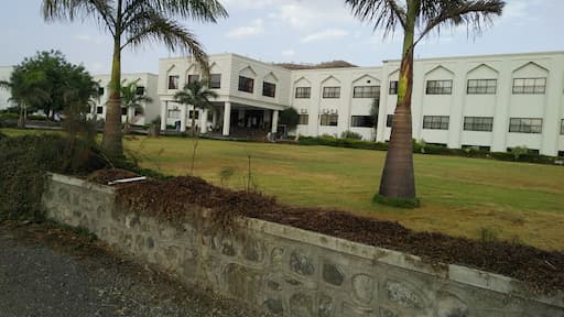 Pearls Academy gallery image 2