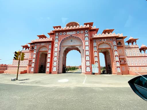 Bhawani Niketan Sr. Sec. School Sikar Road gallery image 2