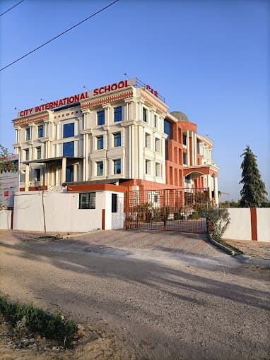 City International School photo 1