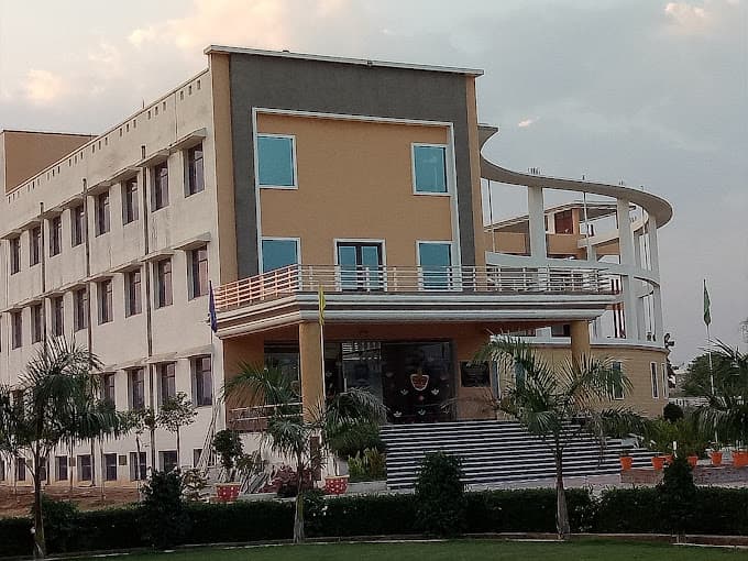 Scholars International School photo 1