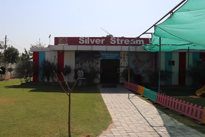 Silver Stream World School photo 1