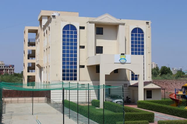 Narayana e-Techno School gallery image 1