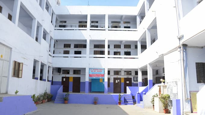 MN Modern Public Senior Secondary School photo 1