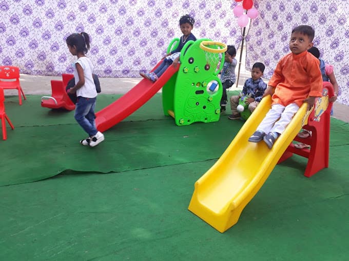 4 Sisters Play School photo 3