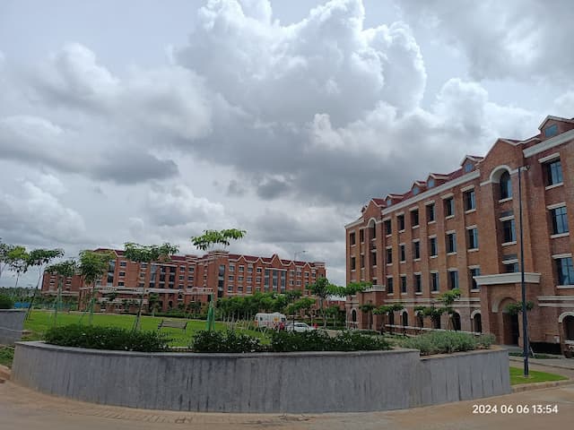 Harrow International School gallery image 2