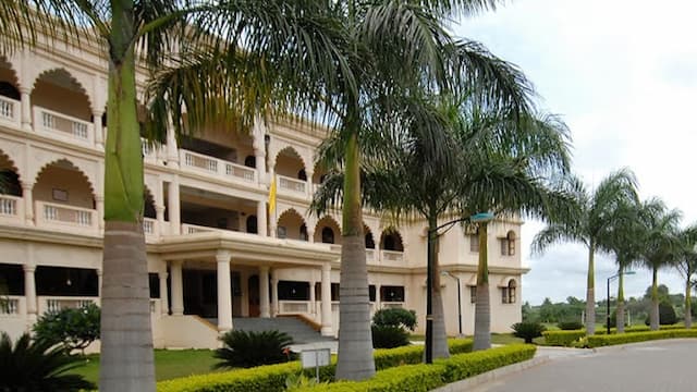 MIT Pune's Vishwashanti Gurukul - An IB World School gallery image 3