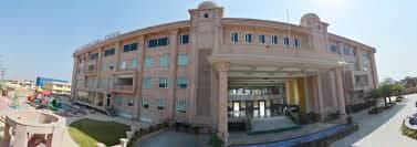 Lucky International School photo 1