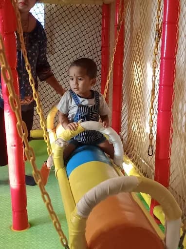 Happy Kids gallery image 7