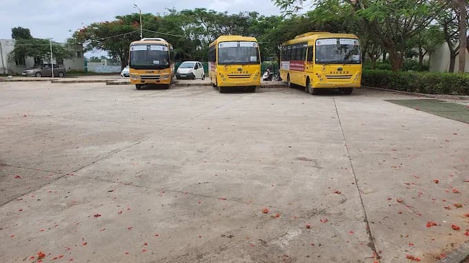 Redbridge International Academy Begur photo 1