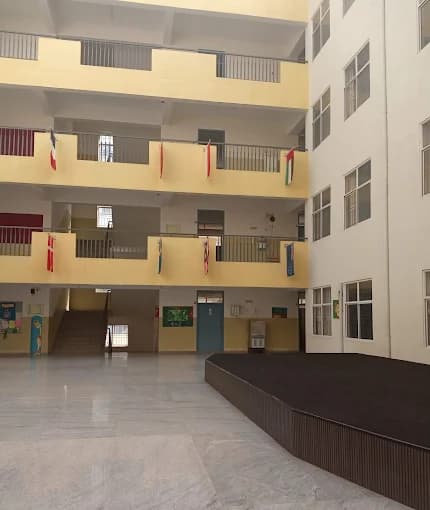 Asia Pacific World School gallery image 13
