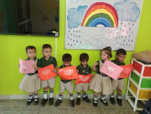 Green Hedges School gallery image 2