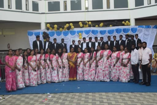 VR International School gallery image 1