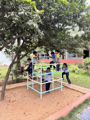Adra Montessori School gallery image 6