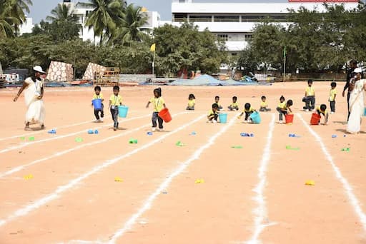Adra Montessori School gallery image 7