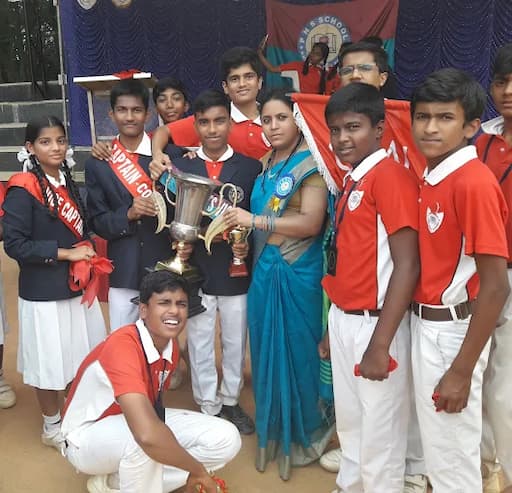 P N S School gallery image 7