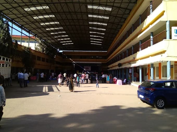 Rayare Kalanilayam School Vimanapura photo 8