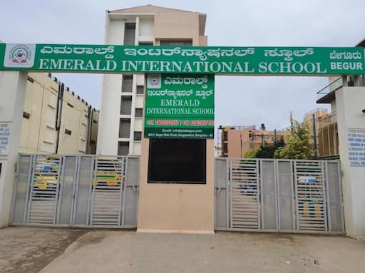 Emeralds International School gallery image 4