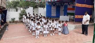 S R S English School photo 1