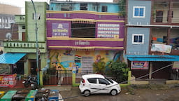 HANS VIDHYAPEETH H S SCHOOL, one of the famous state board school in Indore