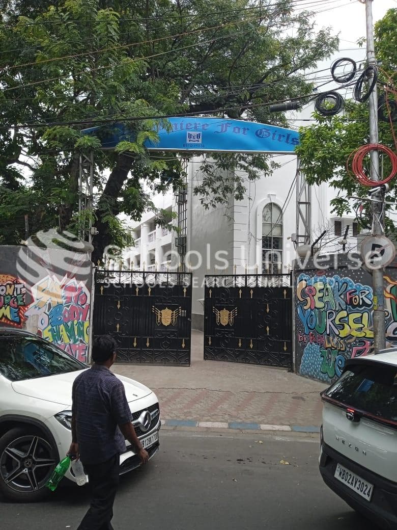 La Martiniere For Girls School Elgin photo 3