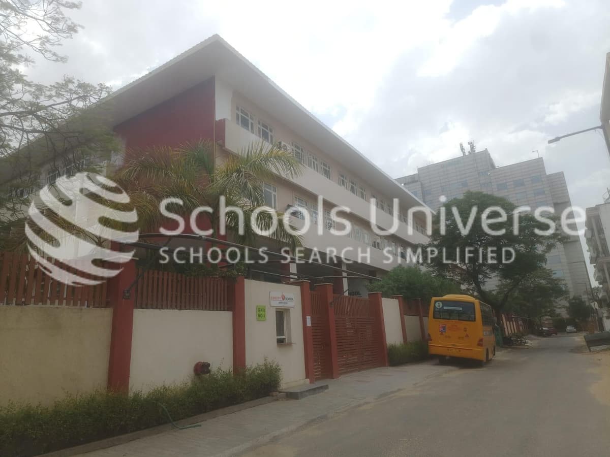 Suncity School Sec 45 photo 1