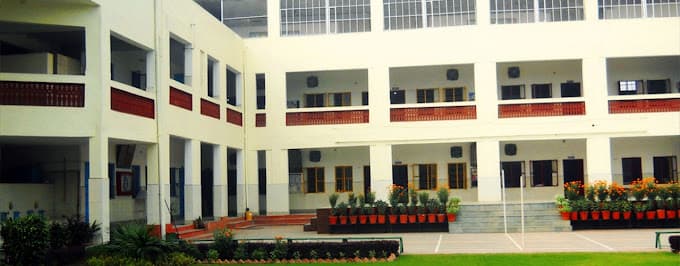Gyan Devi Public School Sector 17 photo 1