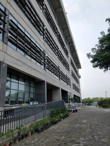 Heritage International Xperiential School Dlf Phase 5 photo 4