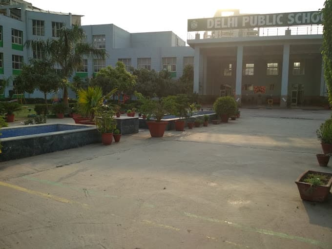 Delhi Public School photo 3