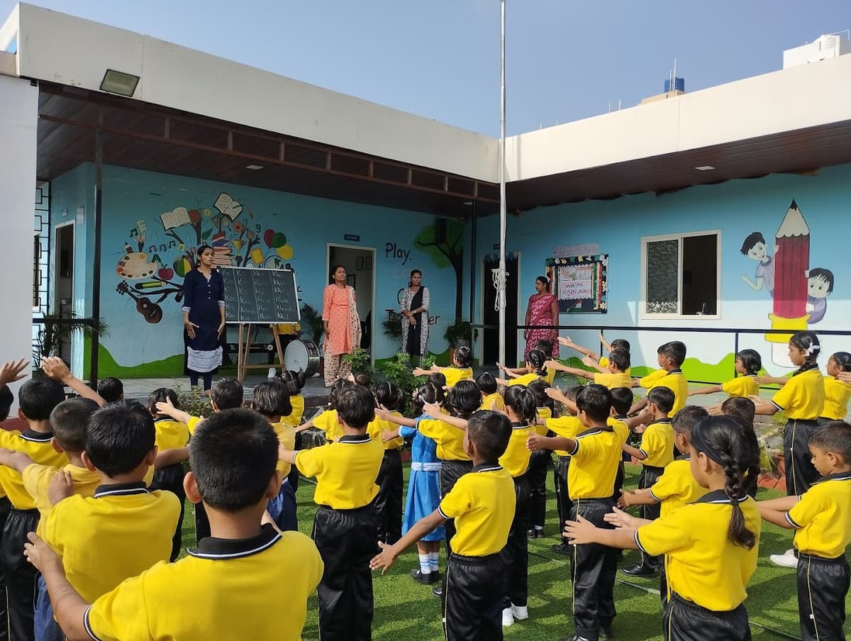 Vidyangan High School photo 1