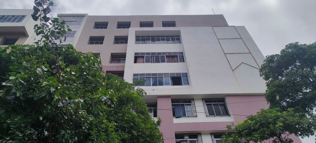 D Y Patil World School photo 2
