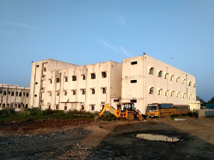 Jeppiaar School Semmancheri photo 3
