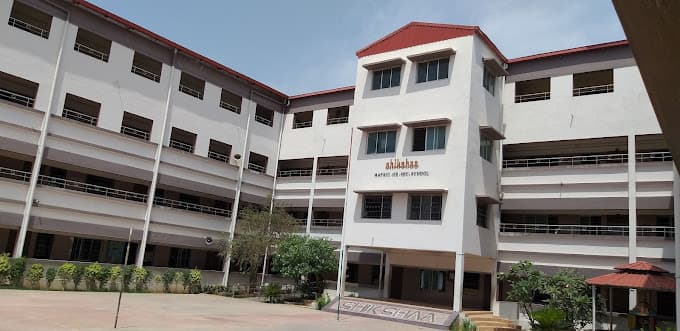 Shikshaa Matriculation Higher Secondary School Chromepet photo 1