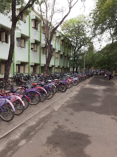 Vana Vani Matriculation Higher Secondary School photo 4