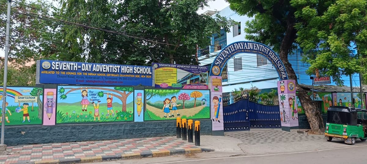 Seventh-Day Adventist High School Abids photo 2