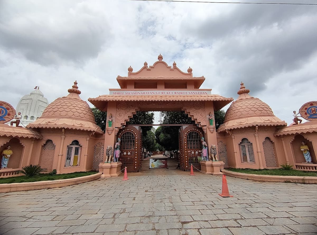 Shree Swaminarayan Gurukul Himayat Nagar photo 1