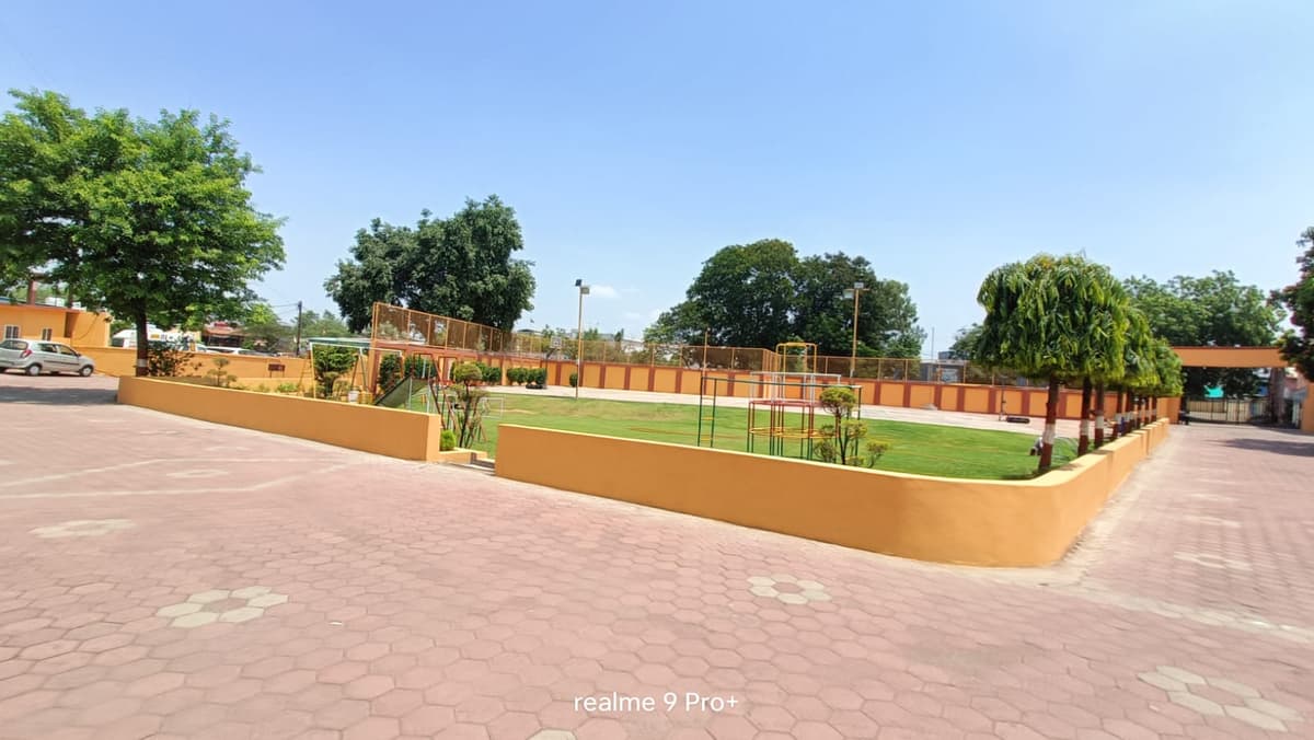 Sardar Patel Public School photo 2