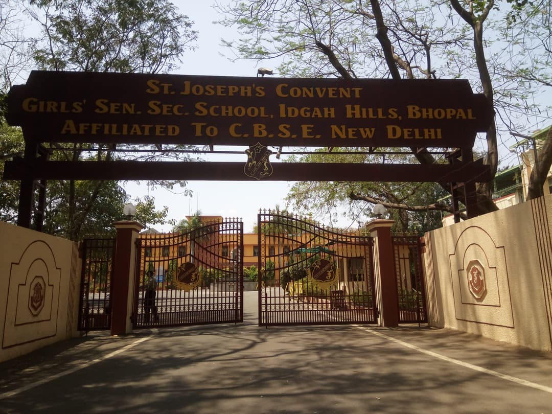St. Joseph's Convent Sr. Sec. Girls School photo 7