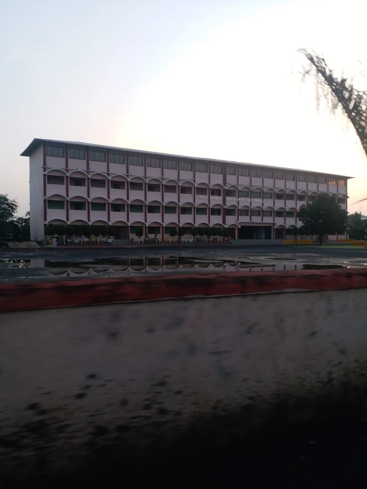 Holy Family Convent School Shanthi Nagar photo 1