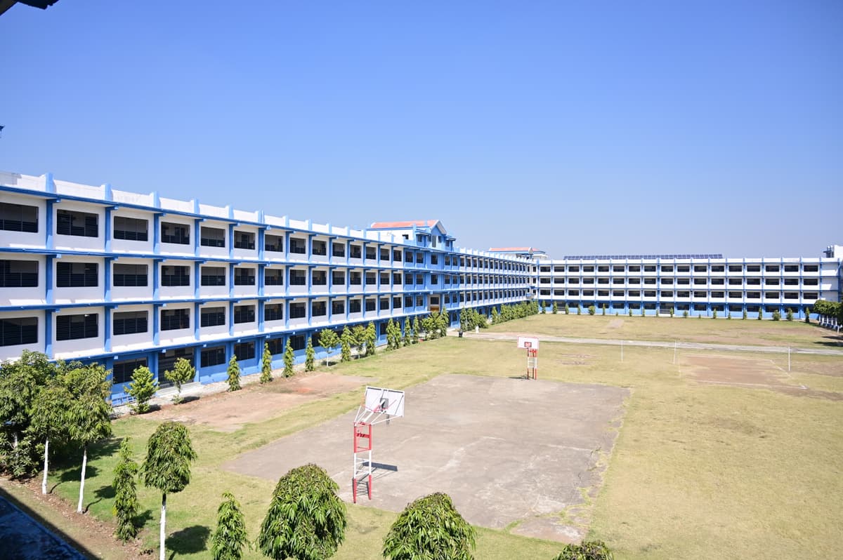 Mother Teresa Senior Secondary Co-Ed School photo 4