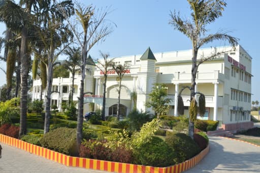 Red Rose Higher Secondary School gallery image 3