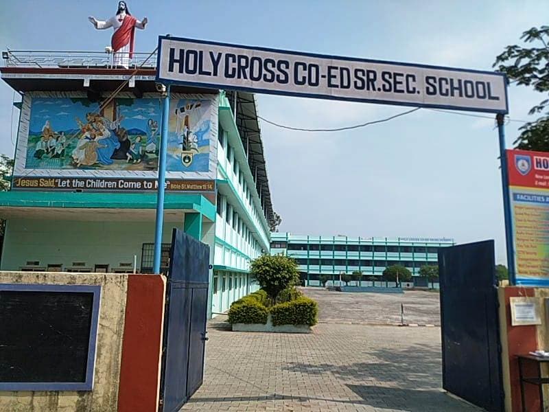 Holy Cross Co-Ed School photo 1