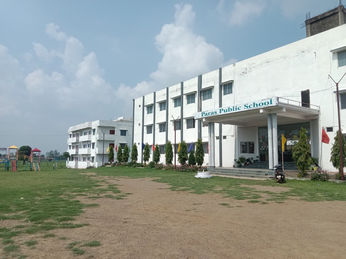 Paras Public School photo 1