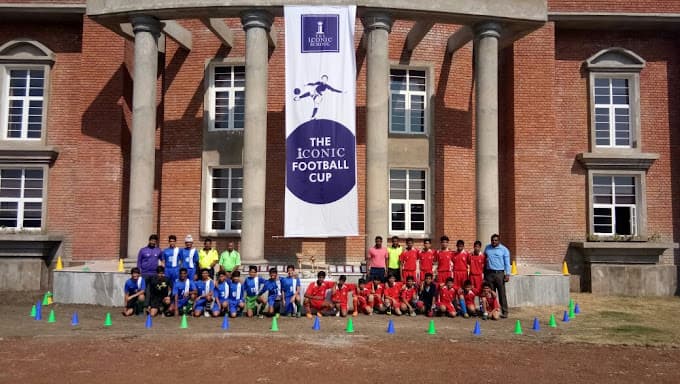 The Iconic School photo 1