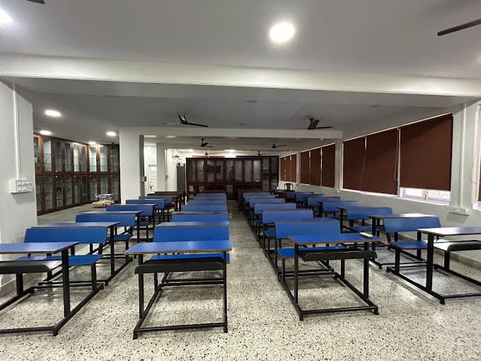 Sree Narayana Guru Central School Chembur East photo 4