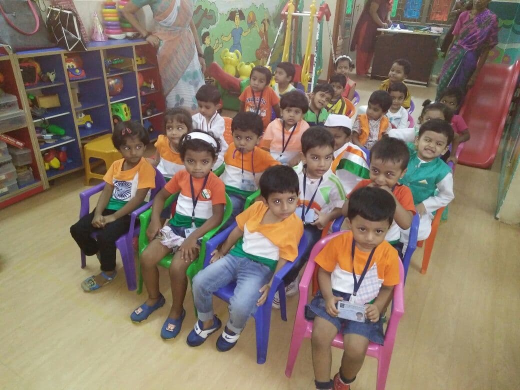 Little flowers Bloom photo 3